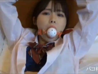 大叔把自己女友的闺蜜约到家中狂操